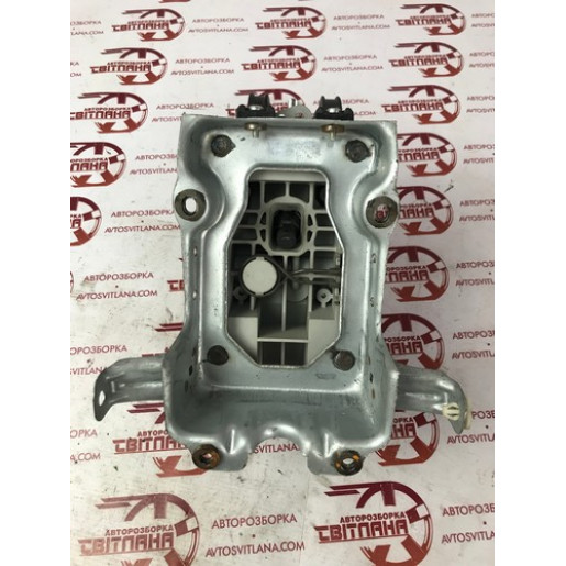 Механизм переключения передач (кулиса МКПП) Ford Connect 2002-2013 604050104